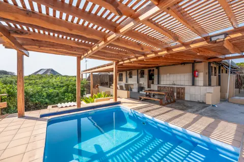 Casa 16 | Canda Island