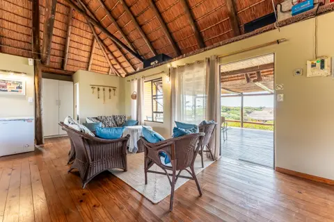 Casa 18 | Canda Island